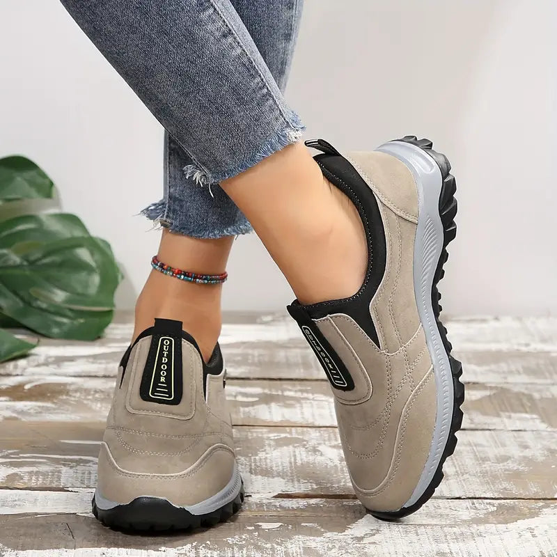 AMY™ LOW TOP SOFT-SOLE ORTHOPEDIC SHOES